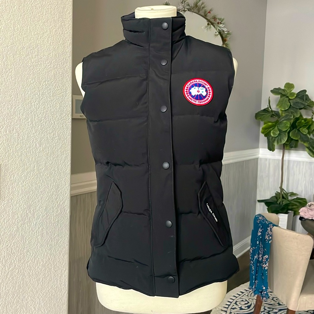 Canada Goose Freestyle Vest - NWOT